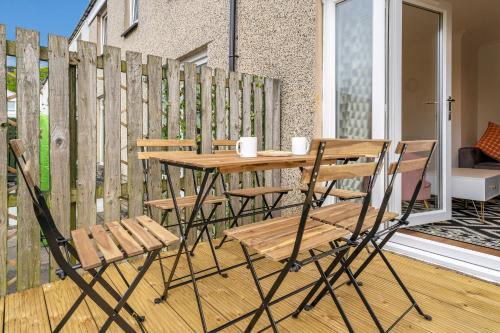 Balcony/terrace, Cheerful Stays - Livingston - 4 Bedroom 3 Bath home in Livingston
