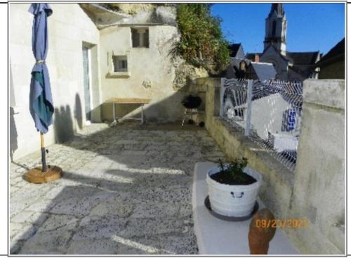 La Troglo du Château Gîte de charme 3étoiles gîte à louer LUYNES