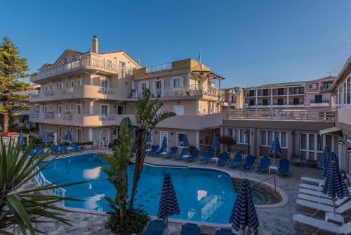 Planos Beach - image 8