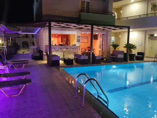 Zannis Hotel - image 4