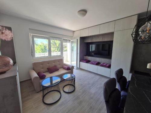 Apartment with Forest & Sea View, Seline (fotografie 3)