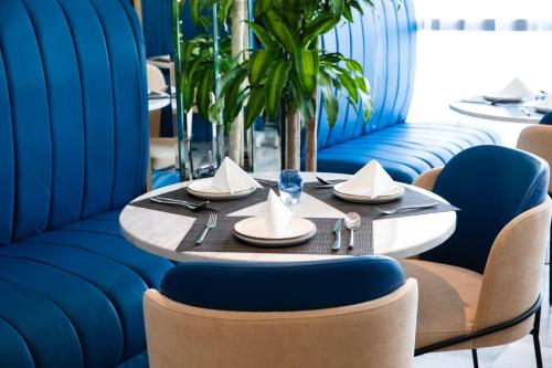 Restaurant, Prime Al Corniche in Jeddah