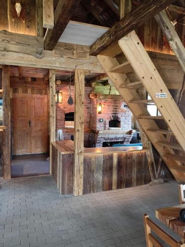 Restorāns, Ośrodek Jeździecki Tarpan latający Holender (Osrodek Jezdziecki Tarpan latajacy Holender) in Wysoczany