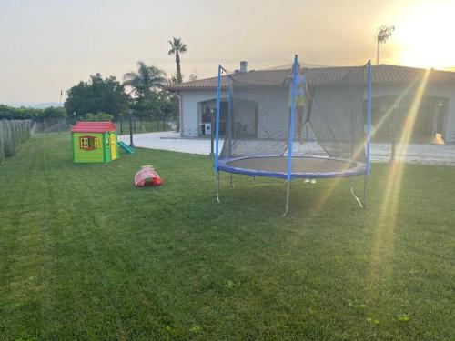 2 bedrooms, 4 beds