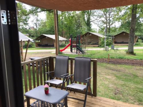 Зручності, Tiny House de Wood Lodge in Отмарсум