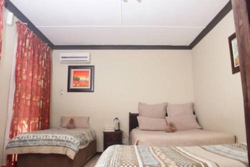 Petra Guest House – Edenvale, PA