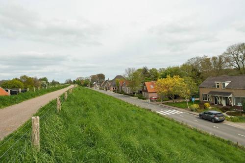 Private Characteristic farmhouse near the lake