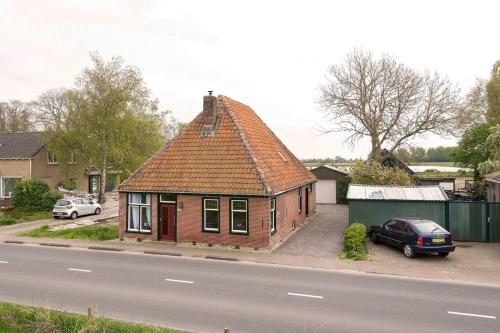 Private Characteristic farmhouse near the lake