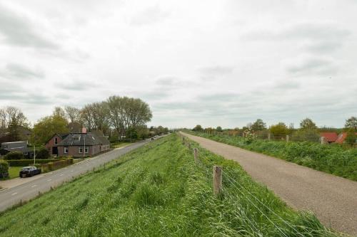 Private Characteristic farmhouse near the lake