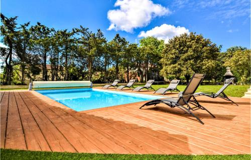 Gorgeous Home In S,laurent-la-vernede With Outdoor Swimming Pool
