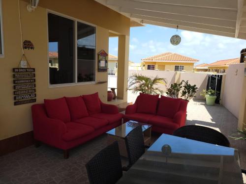 Palvelut, Cozy home under the Sun with Swimmingpool in Paradera