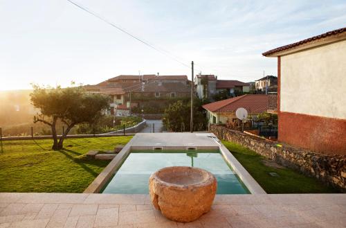 Casas de Vale de Lobo, Mirandela