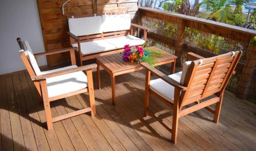 บริการและสิ่งอำนวยความสะดวก, Brise Marine in เซนต์-ลูซ