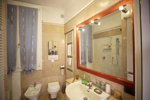 Like Romeo Suites - image 12