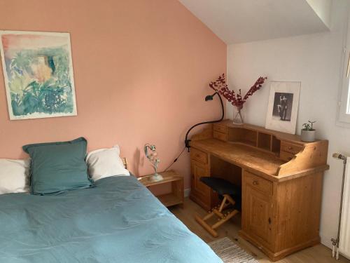 Belle chambre privee Cergy (dans le golf) proche RER A in Boisemont