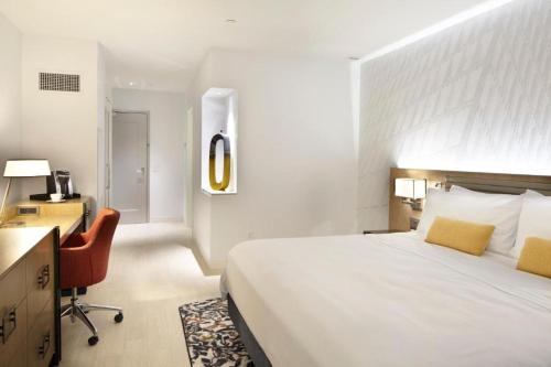 2 queen beds
