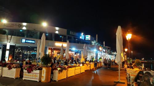 On the sea in อัชเคลอน