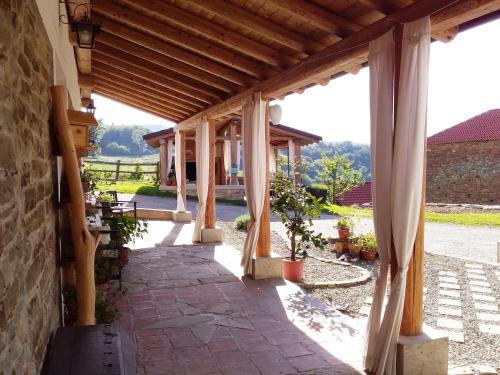 設施, Agriturismo Borghetto la radice in 羅卡韋拉諾