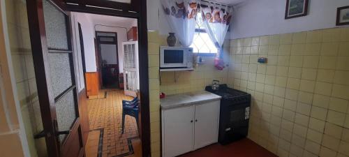 One-Bedroom Apartment image 4
