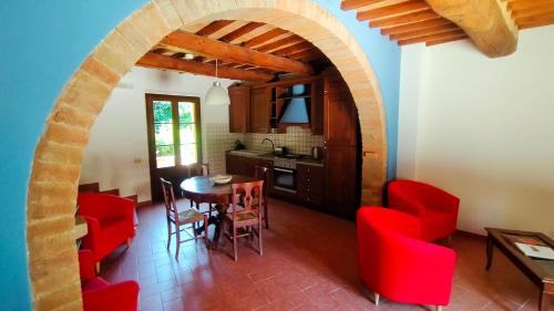  The mill house two bedroom apartment with garden and shared pool in Fontanella