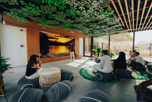 Attractions, Bab Al Nojoum Al Mugheirah in Al Marfa'