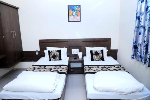 Hotel Annapura Residency, Chalisgaon