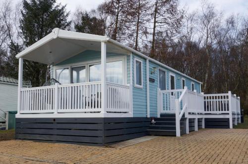 Silver Birch Retreat - Percy Woods Country Retreat With 18 HOLE FREE GOLF - Apartment - Alnwick