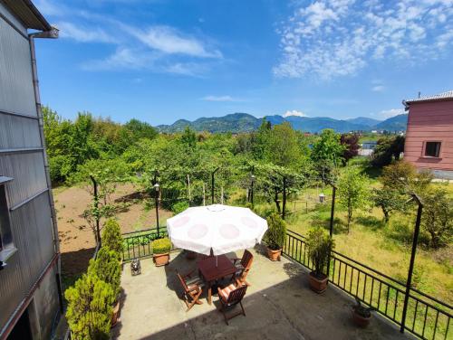 Hotel Botanica in Chaisubani