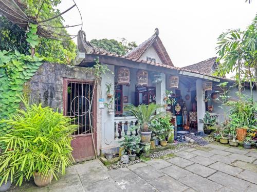 OYO Homes 91054 Desa Wisata Budaya Kebondalem Kidul