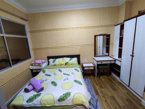 Teluk Batik Beach Apart ment Lumut Sitiawan NO POOL in 巴迪灣