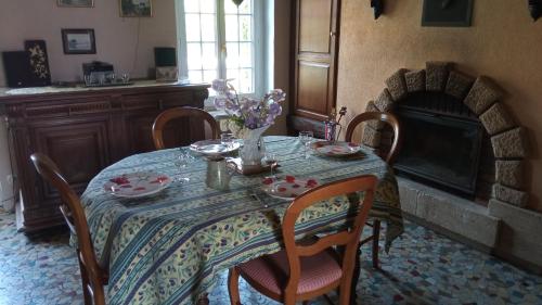 Chantilly ,petit déjeuner et table d'hôtes possible
