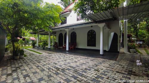 98 Home Lodge Dambulla