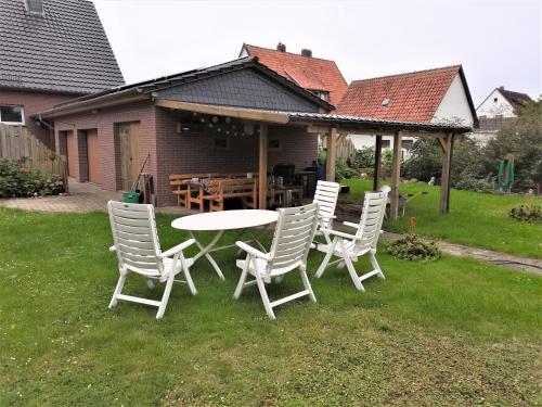 Kert, Biene's Bärenstube (Biene's Barenstube) in Elze