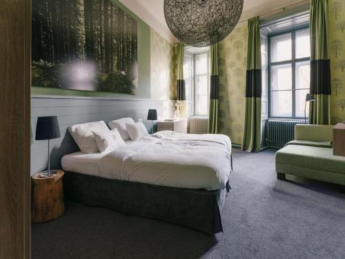 room detail thumbnail 0