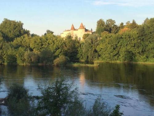 2 Bed apartment on the Dordogne River