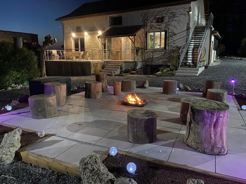 L'Anagramme, chambres, table d'hôtes et gîte pour adultes, naturistes ou non ! (L'Anagramme, chambres, table d'hotes et gite pour adultes, naturistes ou non !) in Jaligny-sur-Besbre