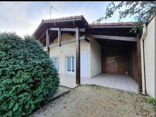 Maison idéalement située pour 6 personnes - Location saisonnière - Soustons