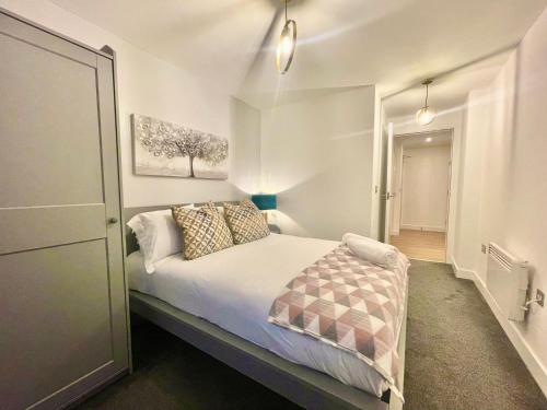 Chic Leeds City Apartment, Free Parking, Balcony, Leeds (Foto 7)