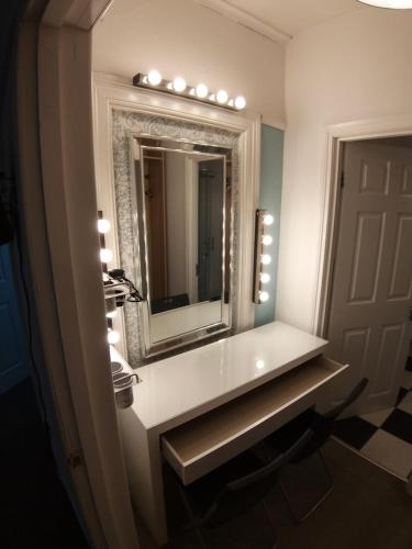 Belfast Town House - image 11