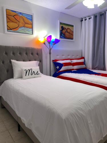 Beachfront Tropical Tantra Apartment - image 11