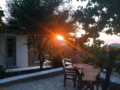 TRADITIONAL STUDIO Chora Patmos