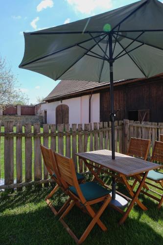 สวน, Apartmány v broumovském statku (Apartmany v broumovskem statku) in เวลกาเวส