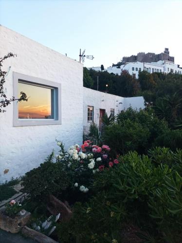 Patmos Chora traditional villa Genadio