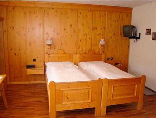 Crusch Alba - image 3