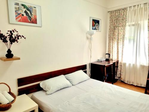 1 queen bed