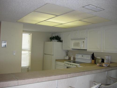Saida III Condominiums - by Island Services