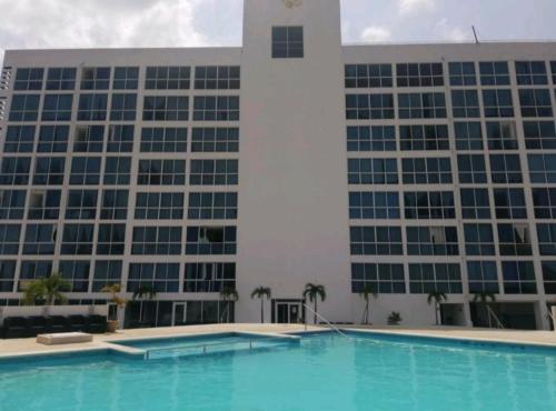 APARTAMENTO DE PLAYa PH IBIZA CORONADO 506