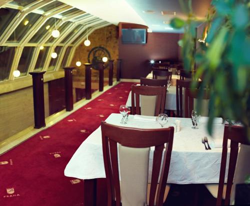 Hotel Praha - image 9