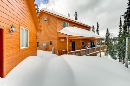 Immaculate & Private Mountain Home with Hot Tub - Sugar Pine Lodge in Alma (CO)