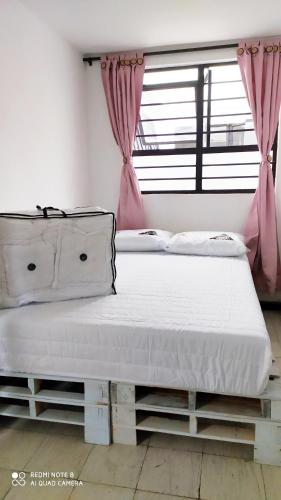 Standard Double Room image 3